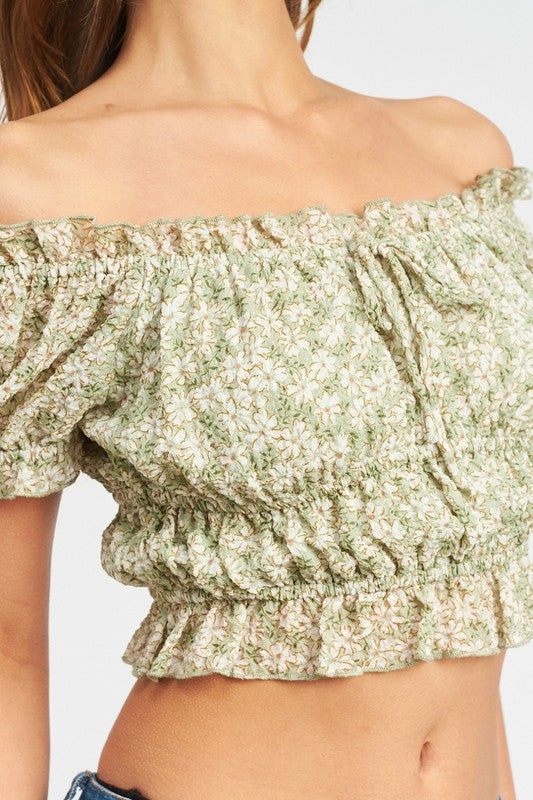 CAP SLEEVE SHIRRED FLORAL TOP