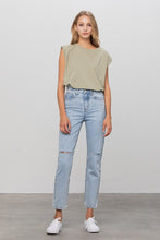 Load image into Gallery viewer, High Waist Ripped Tapered Jeans
