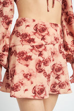 Load image into Gallery viewer, FLORAL FLARED MINI SKIRT
