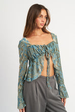 Load image into Gallery viewer, SHIRRRING TIE TOP WITH LONG SLEEVE
